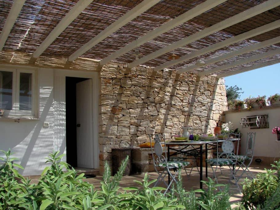 Trulli Fogliarella Guest House Ostuni Exterior photo