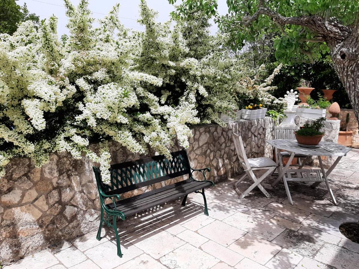 Trulli Fogliarella Guest House Ostuni Exterior photo