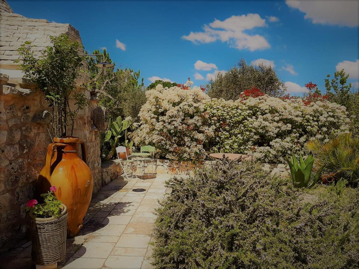 Trulli Fogliarella Guest House Ostuni Exterior photo