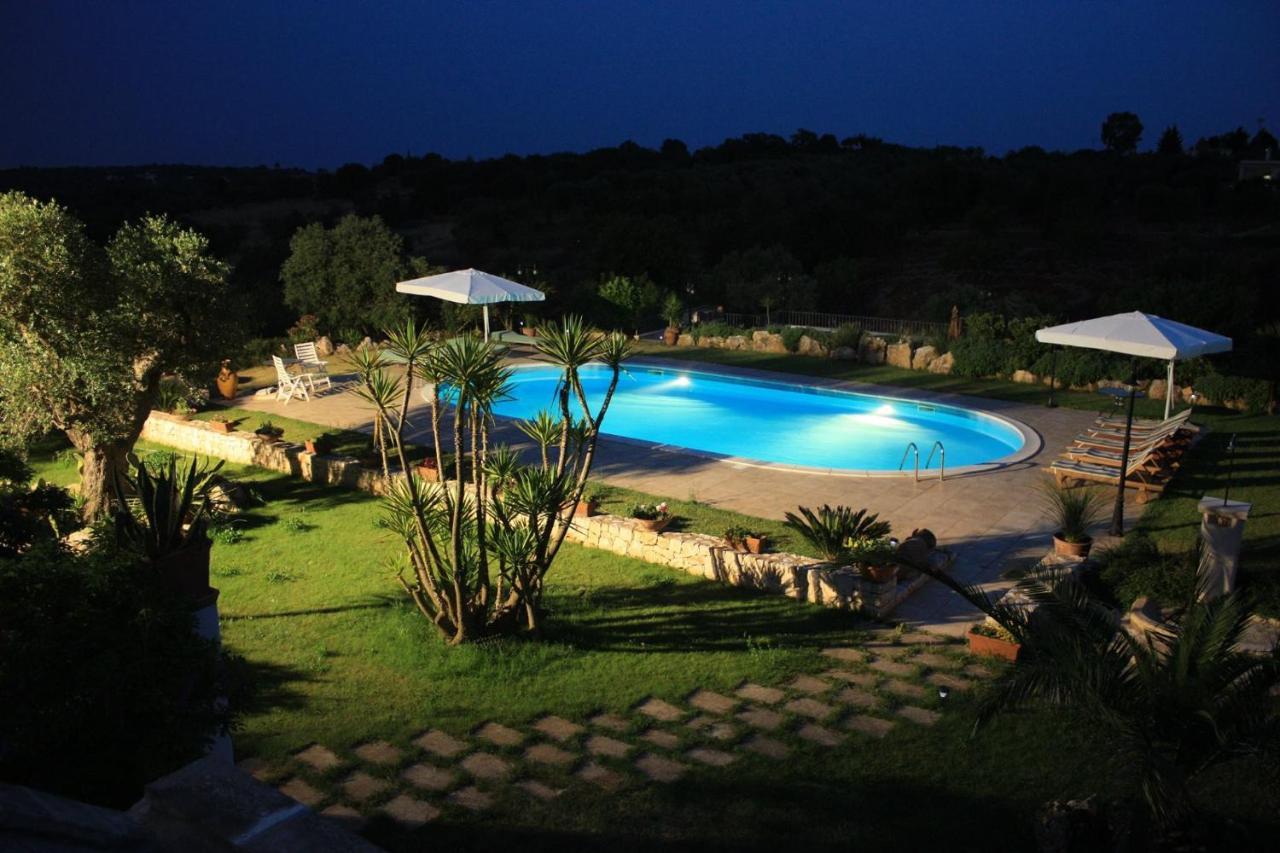 Trulli Fogliarella Guest House Ostuni Exterior photo