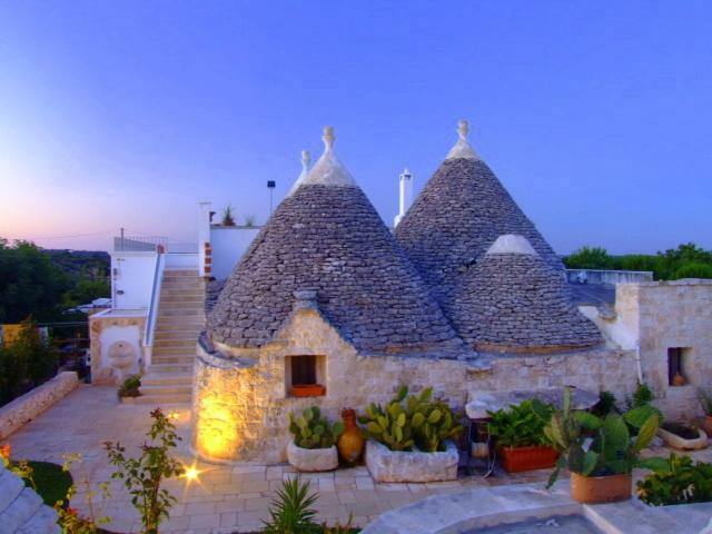 Trulli Fogliarella Guest House Ostuni Exterior photo