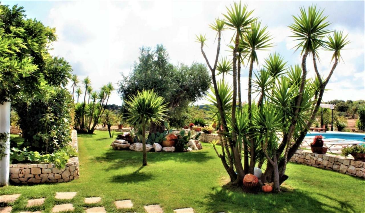 Trulli Fogliarella Guest House Ostuni Exterior photo