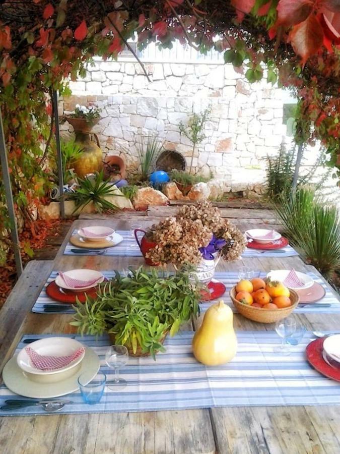 Trulli Fogliarella Guest House Ostuni Exterior photo